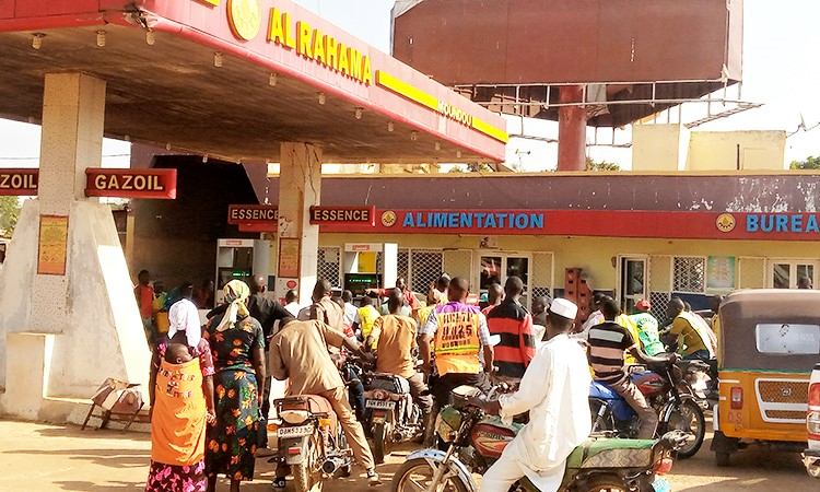 Pénurie d’essence ? Flambée des prix ? À Moundou les queues s’allongent dans les stations