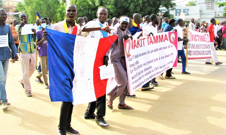 Marche : Wakit Tama persiste et signe