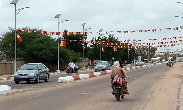 N’Djaména se met aux couleurs nationales