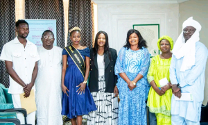 Engagement social : La Ministre d’État soutient Miss Kélou Sahel