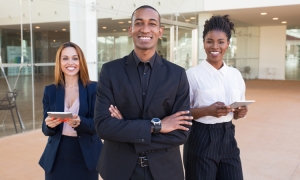 Emplois et services : Plateforme d&#039;emploi et d&#039;opportunités